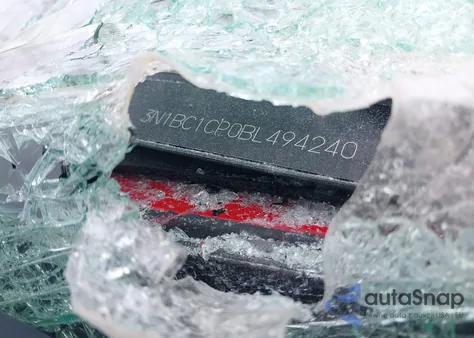 2011 Nissan Versa 1.8S из США, поврежденный, VIN 3N1BC1CP0BL494240